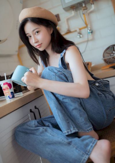 欧美光屁屁_高清免费在线观看