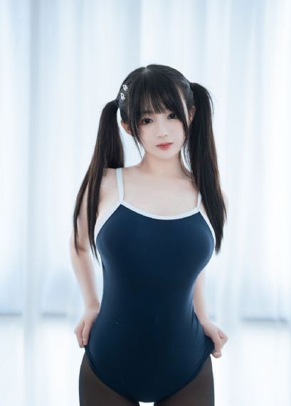 欧美视频网红笑着打人_BD国语免费观看视频
