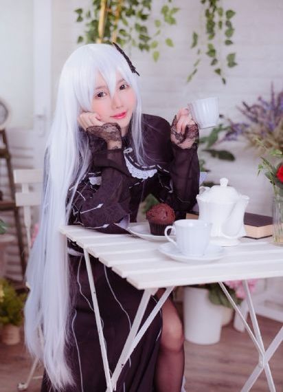 欧美丝袜翘臀_免费高清日本成人在线