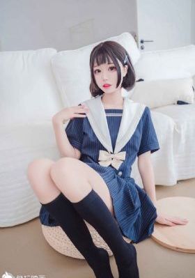 欧美时装走秀夏装_BD迅雷电影在线