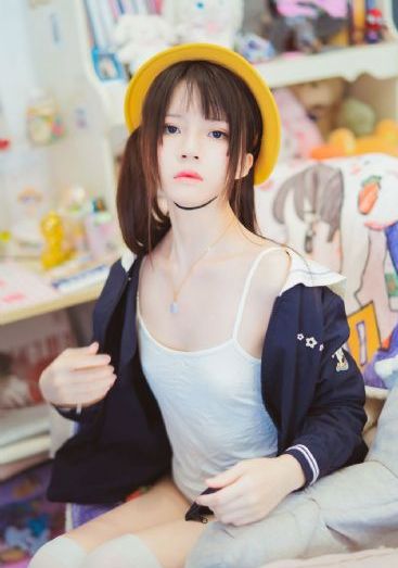 国产美女高叉紧身衣_BD电影完整版