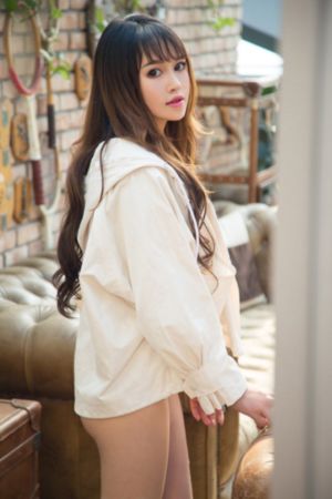 国产富二代整蛊拜金女_超清完整在线观看