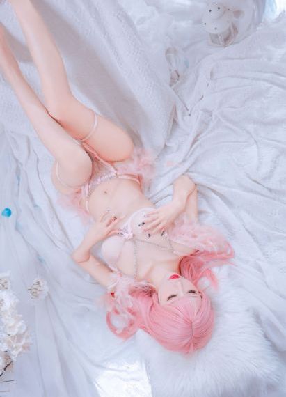 少妇扒开腿让我爽了一夜_4K在线观看