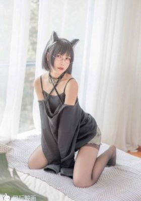 路虎揽胜极光蓝色国产_1080神马影院手机在线