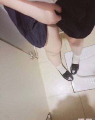 偷拍偷窥欧美厕所视频_神马影院