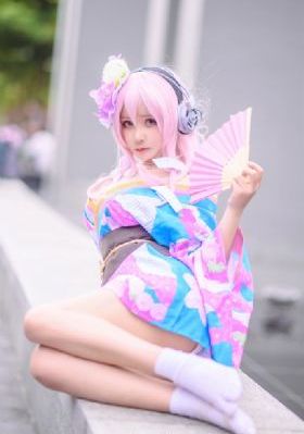 欧美丰胸翘臀图片_高清高清在线观看